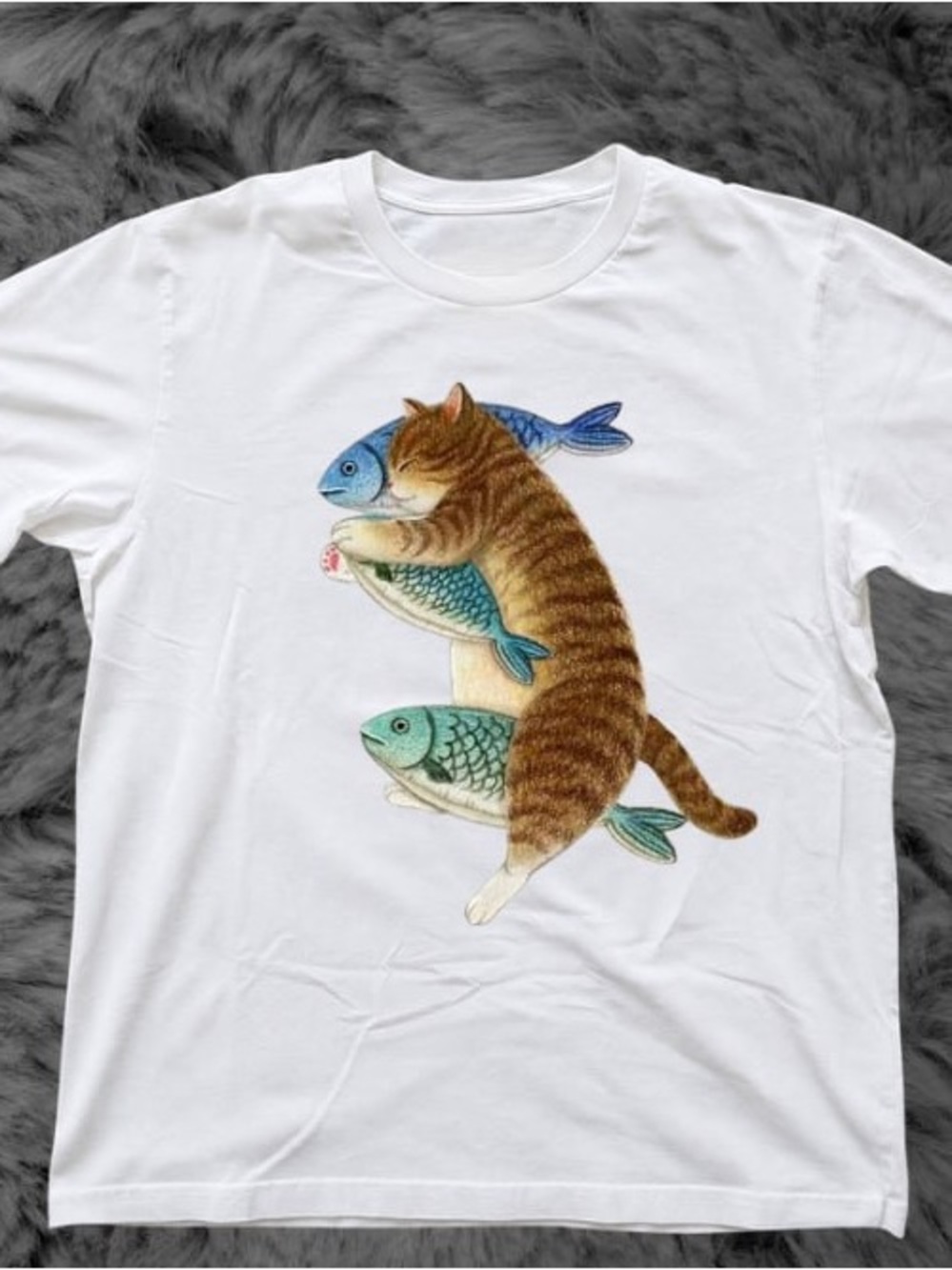 Brown Tabby Cat and Blue-Green Fish Gildan White Tee
